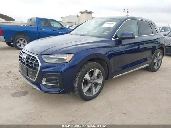 WA1BBAFY2P2078231 2023 AUDI Q5 - Image 2