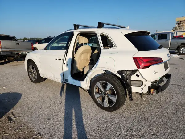 WA1BBAFY2P2193430 2023 AUDI Q5 - Image 2