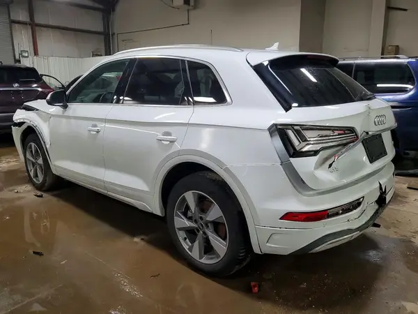 WA1BBAFY2S2035422 2025 AUDI Q5 - Image 2