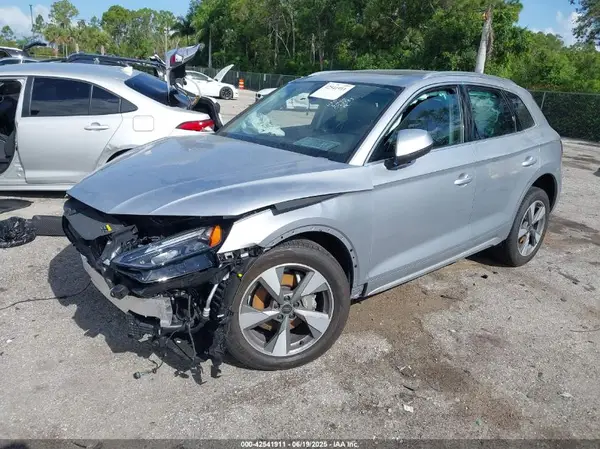 WA1BBAFY3S2027183 2025 AUDI Q5 - Image 2