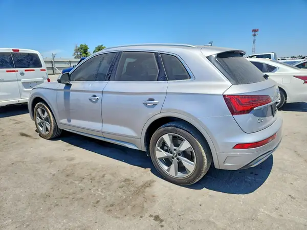 WA1BBAFY4N2117351 2022 AUDI Q5 - Image 2