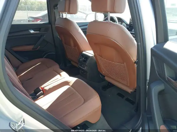 WA1BBAFY4N2133064 2022 AUDI Q5 - Image 8
