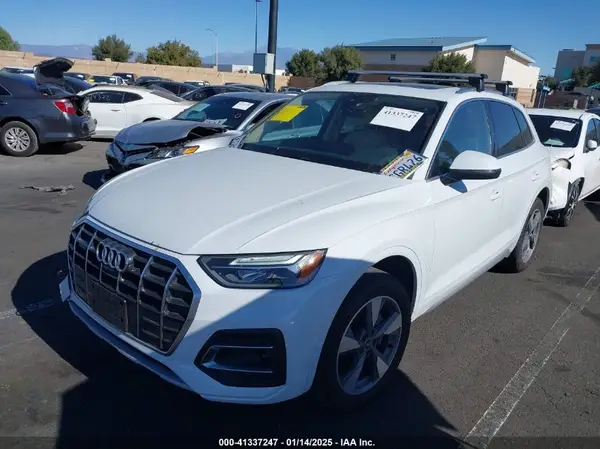 WA1BBAFY5N2139584 2022 AUDI Q5 - Image 2
