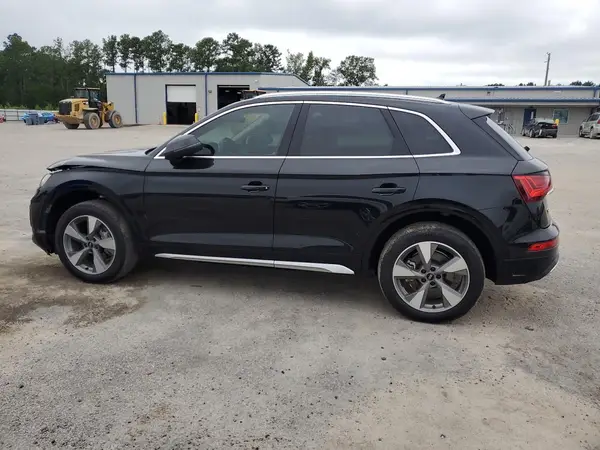 WA1BBAFY6N2130621 2022 AUDI Q5 - Image 2