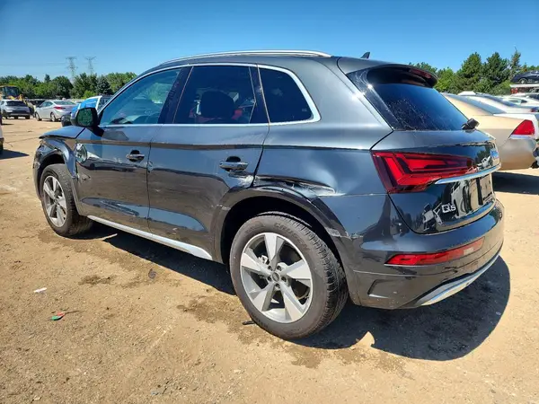 WA1BBAFY6R2131872 2024 AUDI Q5 - Image 2