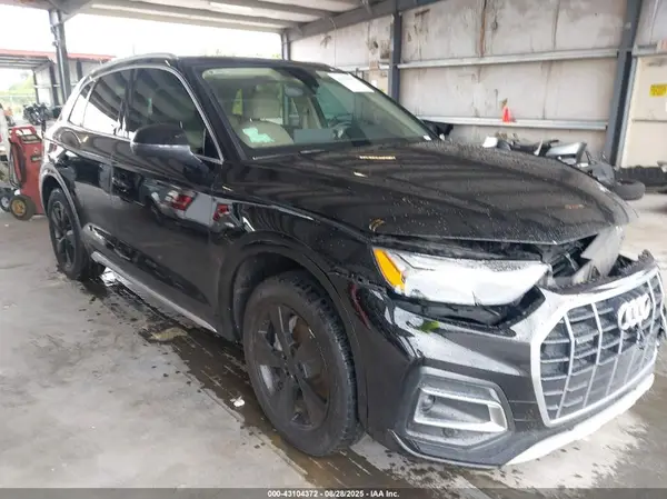 WA1BBAFY8N2083012 2022 AUDI Q5 - Image 1