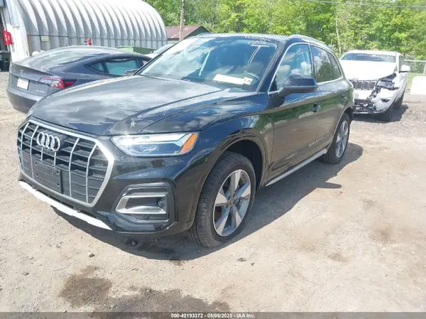 WA1BBAFY8R2068693 2024 AUDI Q5 - Image 2