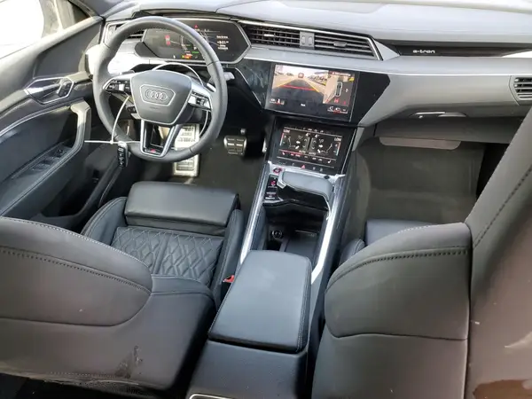 WA1BCBGE7RB038754 2024 AUDI SQ8 - Image 8
