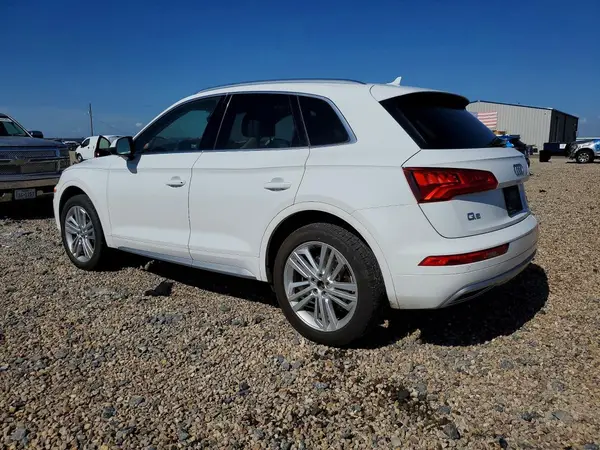 WA1BNAFY0J2006667 2018 AUDI Q5 - Image 2