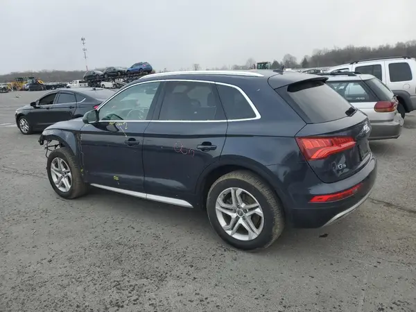 WA1BNAFY0J2023405 2018 AUDI Q5 - Image 2