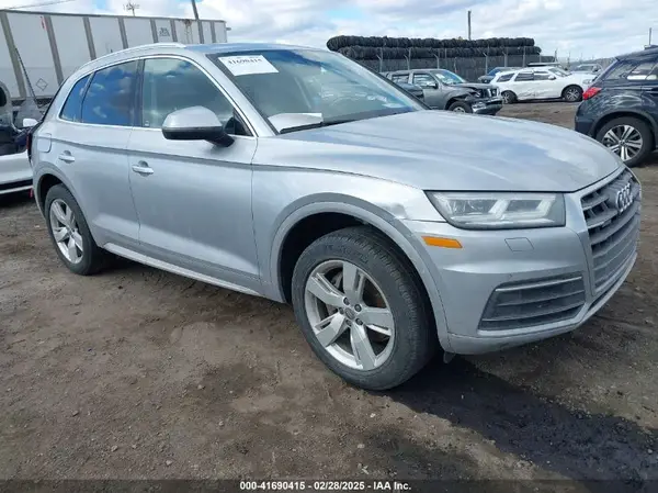 WA1BNAFY0J2028040 2018 AUDI Q5 - Image 1