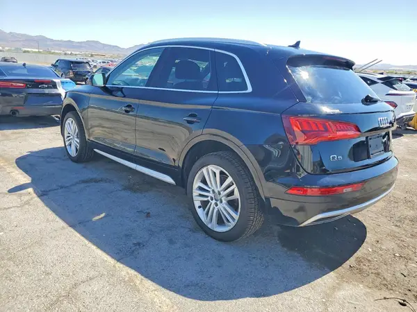 WA1BNAFY0J2034257 2018 AUDI Q5 - Image 2