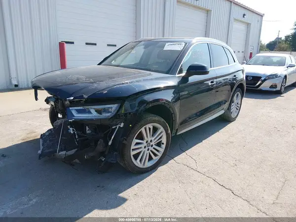 WA1BNAFY0J2058333 2018 AUDI Q5 - Image 2