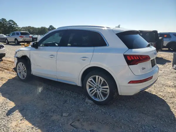 WA1BNAFY0J2060129 2018 AUDI Q5 - Image 2