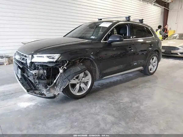 WA1BNAFY0J2064973 2018 AUDI Q5 - Image 2