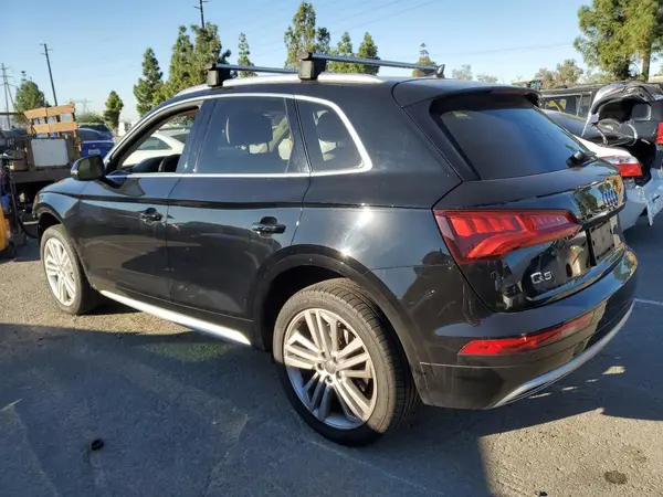 WA1BNAFY0J2076220 2018 AUDI Q5 - Image 2