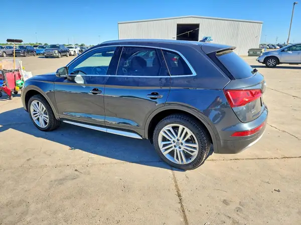 WA1BNAFY0J2076671 2018 AUDI Q5 - Image 2