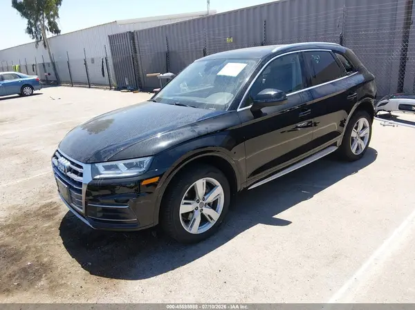 WA1BNAFY0J2106249 2018 AUDI Q5 - Image 2