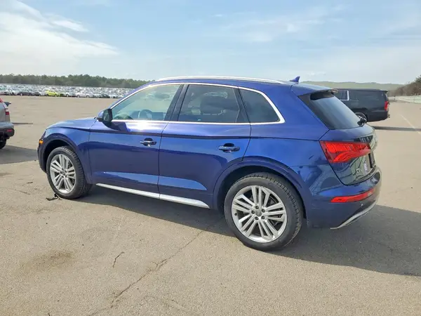 WA1BNAFY0J2114657 2018 AUDI Q5 - Image 2