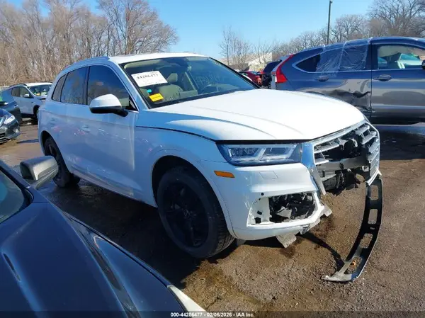 WA1BNAFY0J2120037 2018 AUDI Q5 - Image 1