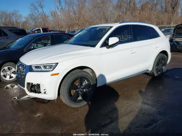 WA1BNAFY0J2120037 2018 AUDI Q5 - Image 2