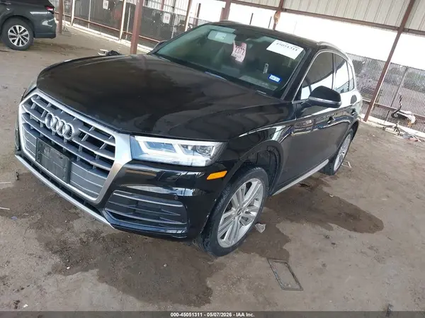 WA1BNAFY0J2129997 2018 AUDI Q5 - Image 2