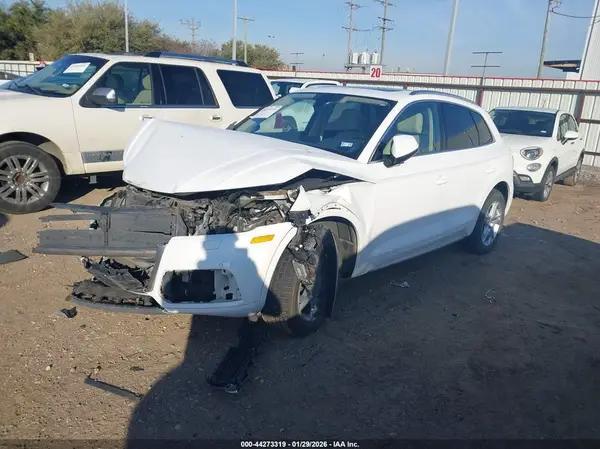 WA1BNAFY0J2139249 2018 AUDI Q5 - Image 2