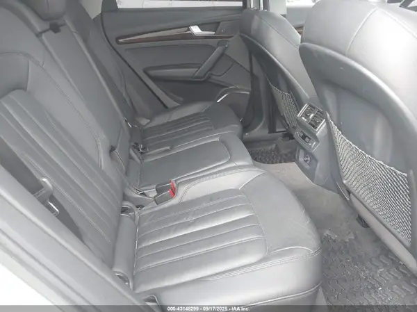 WA1BNAFY0J2147304 2018 AUDI Q5 - Image 8