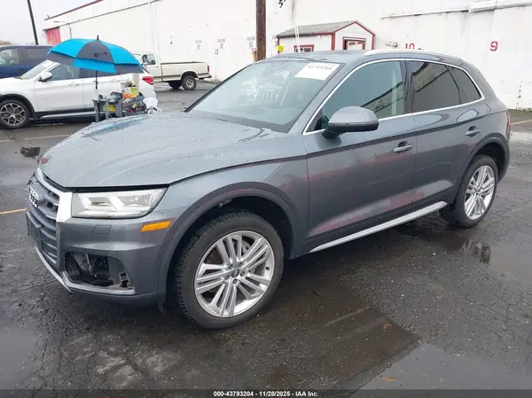 WA1BNAFY0J2148713 2018 AUDI Q5 - Image 2