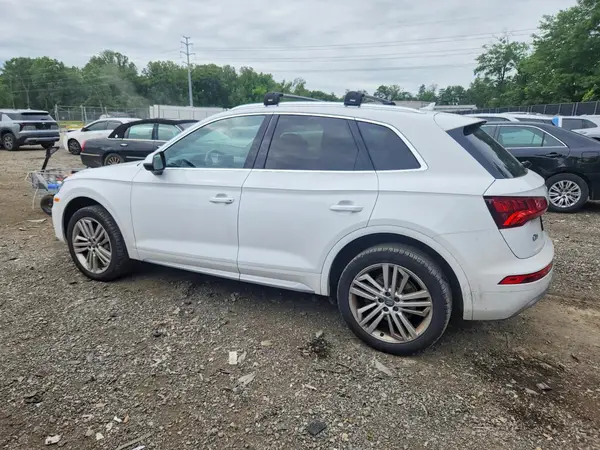 WA1BNAFY0J2172588 2018 AUDI Q5 - Image 2