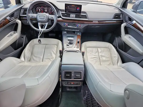 WA1BNAFY0J2192646 2018 AUDI Q5 - Image 8