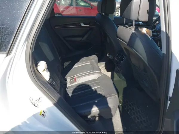 WA1BNAFY0J2198155 2018 AUDI Q5 - Image 8