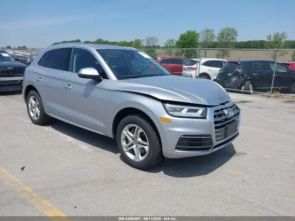 WA1BNAFY0J2198298 2018 AUDI Q5 - Image 1