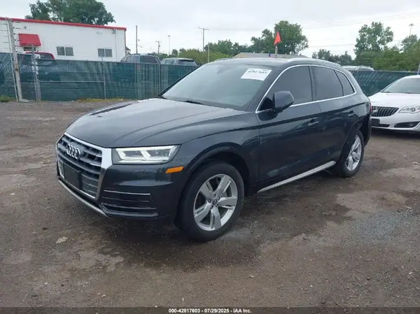 WA1BNAFY0J2201359 2018 AUDI Q5 - Image 2
