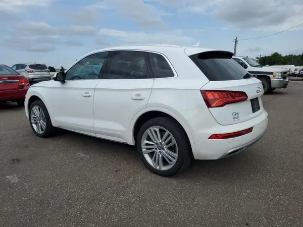 WA1BNAFY0J2217111 2018 AUDI Q5 - Image 2