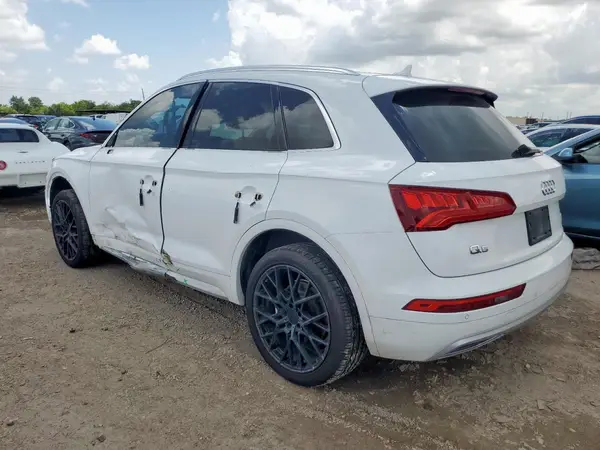 WA1BNAFY0J2224575 2018 AUDI Q5 - Image 2