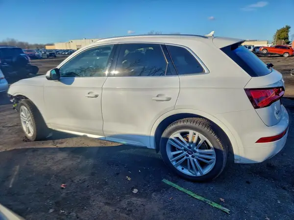 WA1BNAFY0J2233518 2018 AUDI Q5 - Image 2