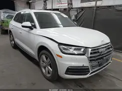 WA1BNAFY0J2233812 2018 AUDI Q5