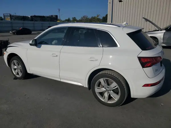 WA1BNAFY0J2235267 2018 AUDI Q5 - Image 2