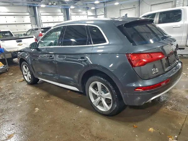 WA1BNAFY0J2236970 2018 AUDI Q5 - Image 2