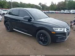 WA1BNAFY0J2240825 2018 AUDI Q5