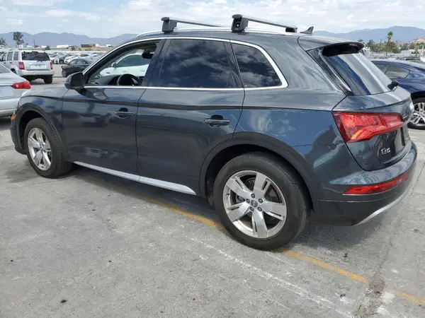 WA1BNAFY0J2245829 2018 AUDI Q5 - Image 2