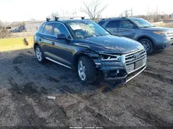 WA1BNAFY0K2018321 2019 AUDI Q5
