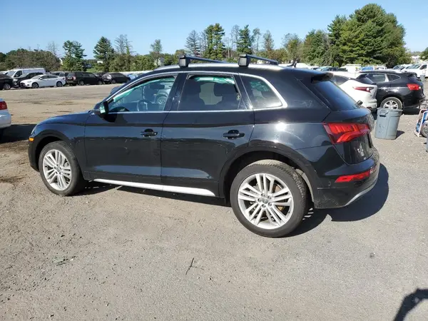 WA1BNAFY0K2042635 2019 AUDI Q5 - Image 2
