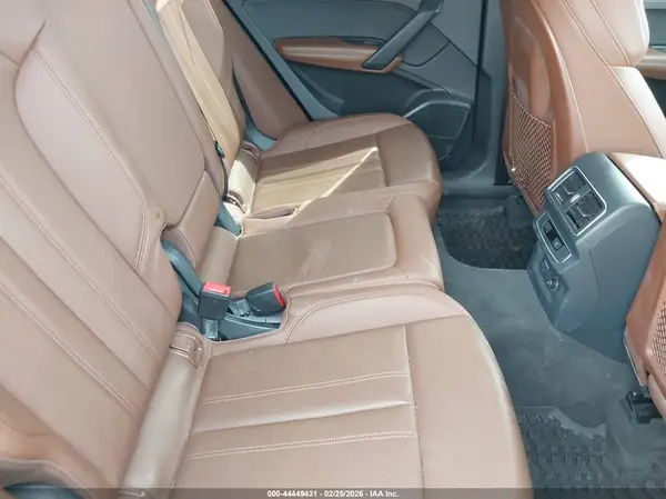 WA1BNAFY0K2049679 2019 AUDI Q5 - Image 8