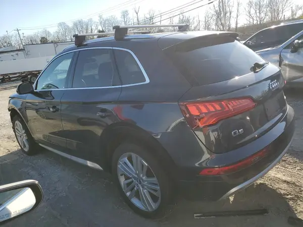 WA1BNAFY0K2050265 2019 AUDI Q5 - Image 2