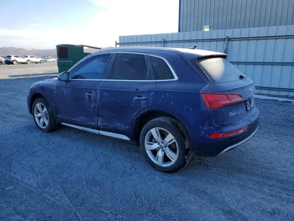 WA1BNAFY0K2056132 2019 AUDI Q5 - Image 2