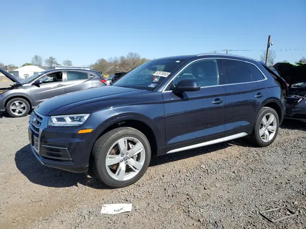 WA1BNAFY0K2060682 2019 AUDI Q5 - Image 1