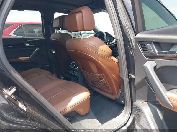 WA1BNAFY0K2063954 2019 AUDI Q5 - Image 8