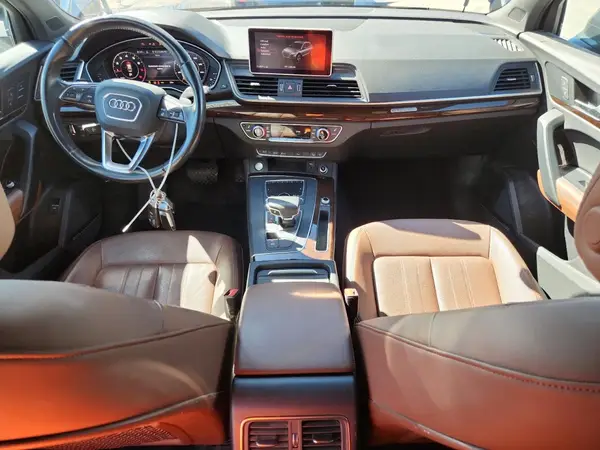 WA1BNAFY0K2069608 2019 AUDI Q5 - Image 8